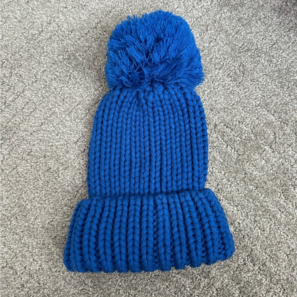 Vici Pom hat